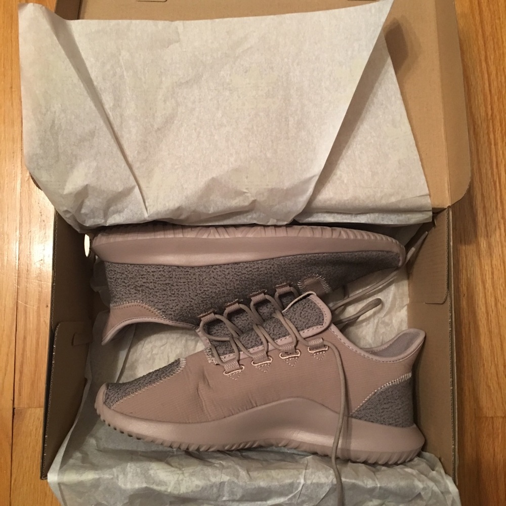 NIB Adidas Tubular Shadow shoes sz 9 tan